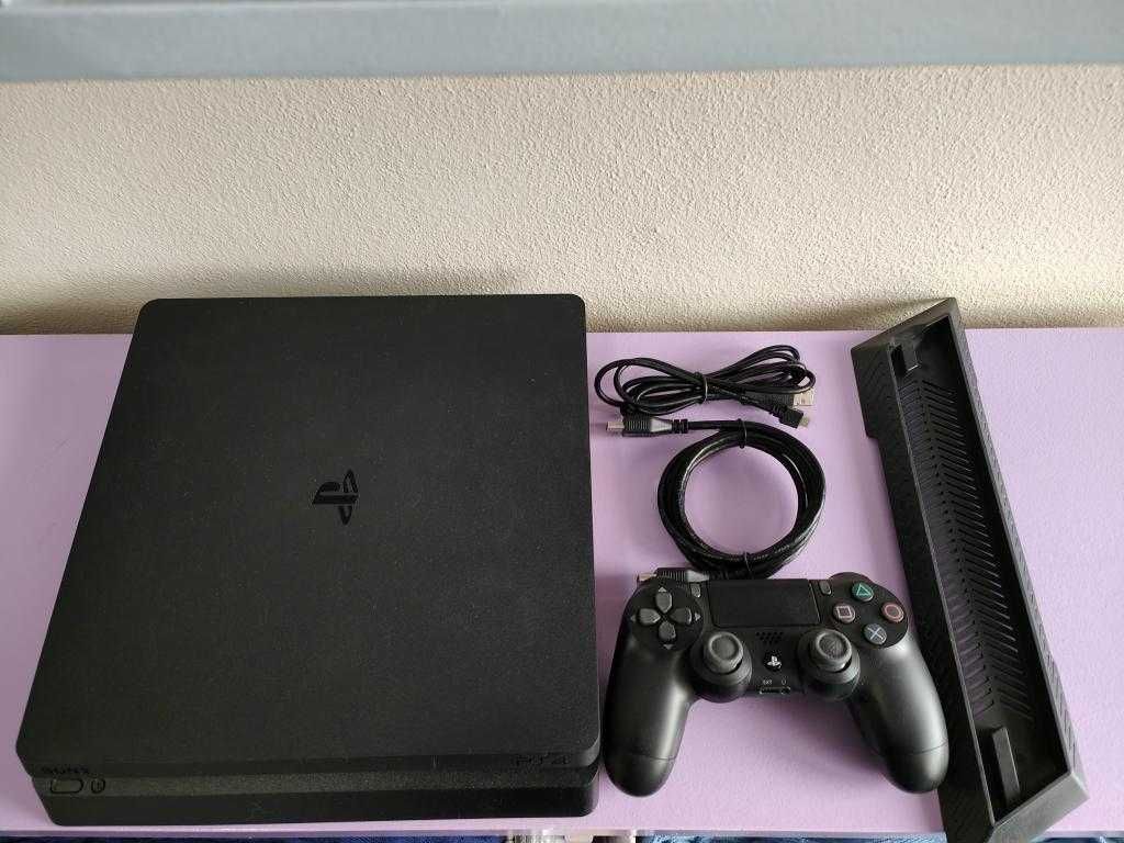 Playstation 4 Slim 500GB - URGENTE