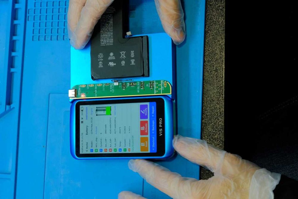 Заміна акумулятора iPhone | KIBORG Вінниця