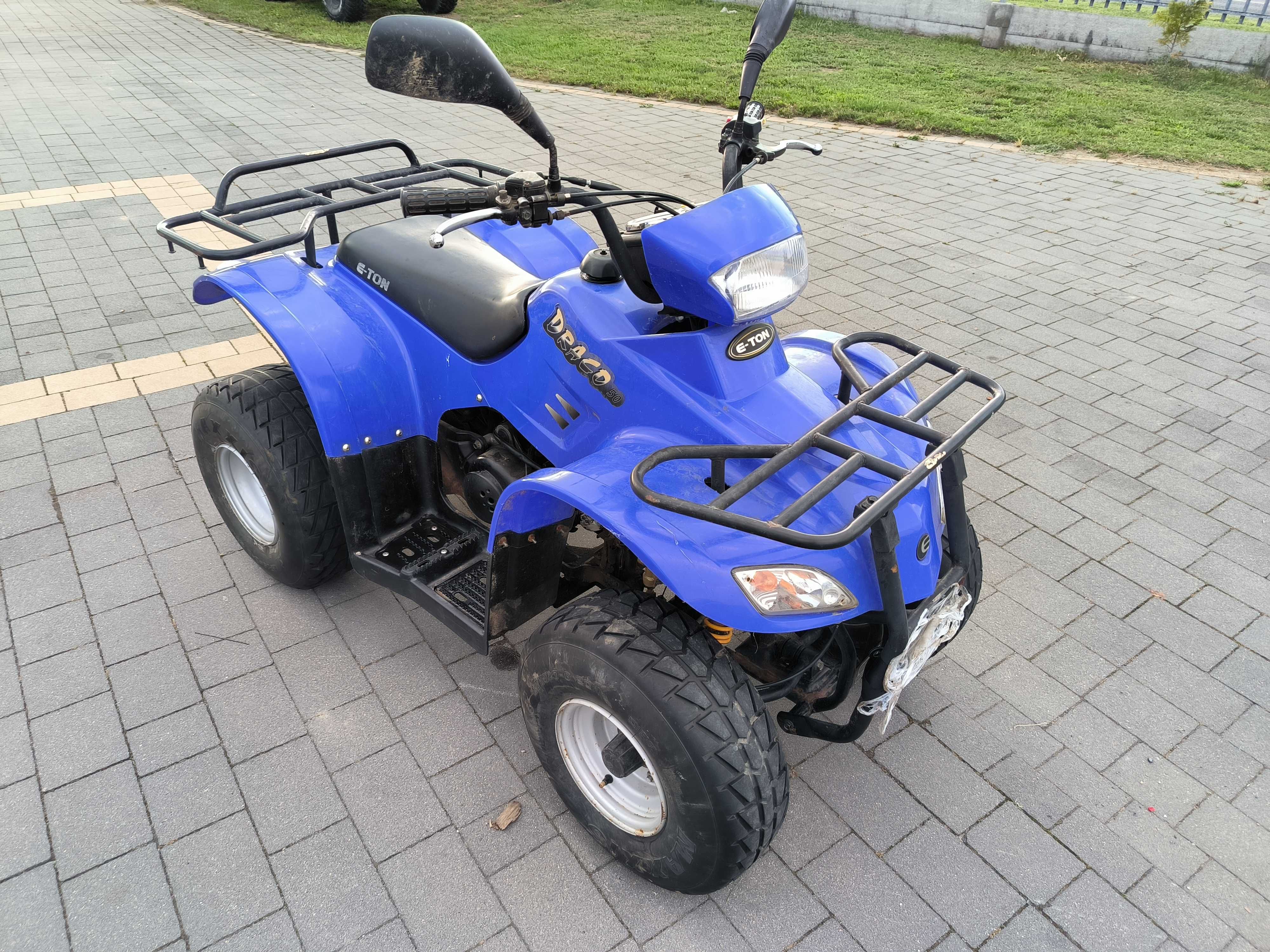 Quad 50 e-tron 2 osobowy 2004