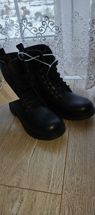 Nowe buty botki trapery damskie młodzieżowe 39 czarne