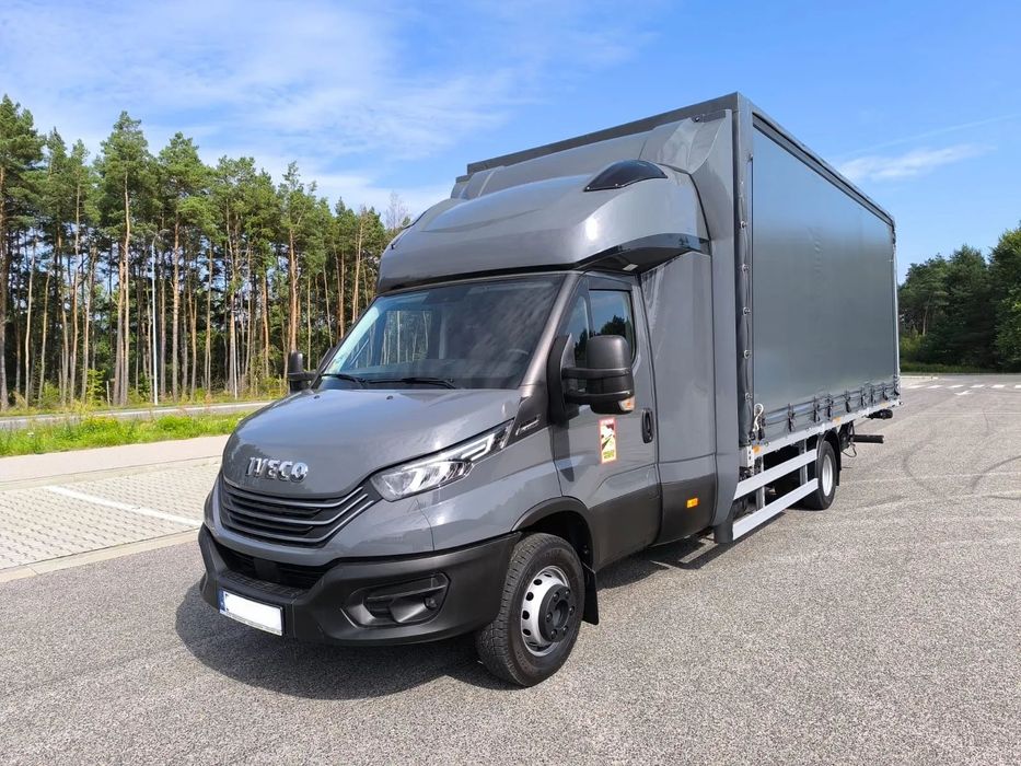 Iveco Daily 70C18 Sypialnia WINDA, 15 Palet, 2x Firana + Zsuwany Dach + Reg Wysokość!  Przebieg 107 tyś km! MAX WYPOSAŻENIE!