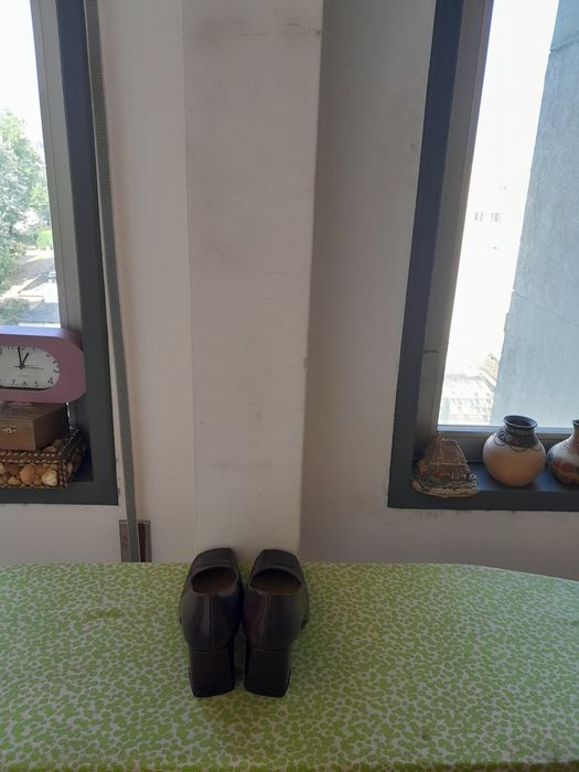 Vendo Sapatos de Senhora muito bonitos como novos