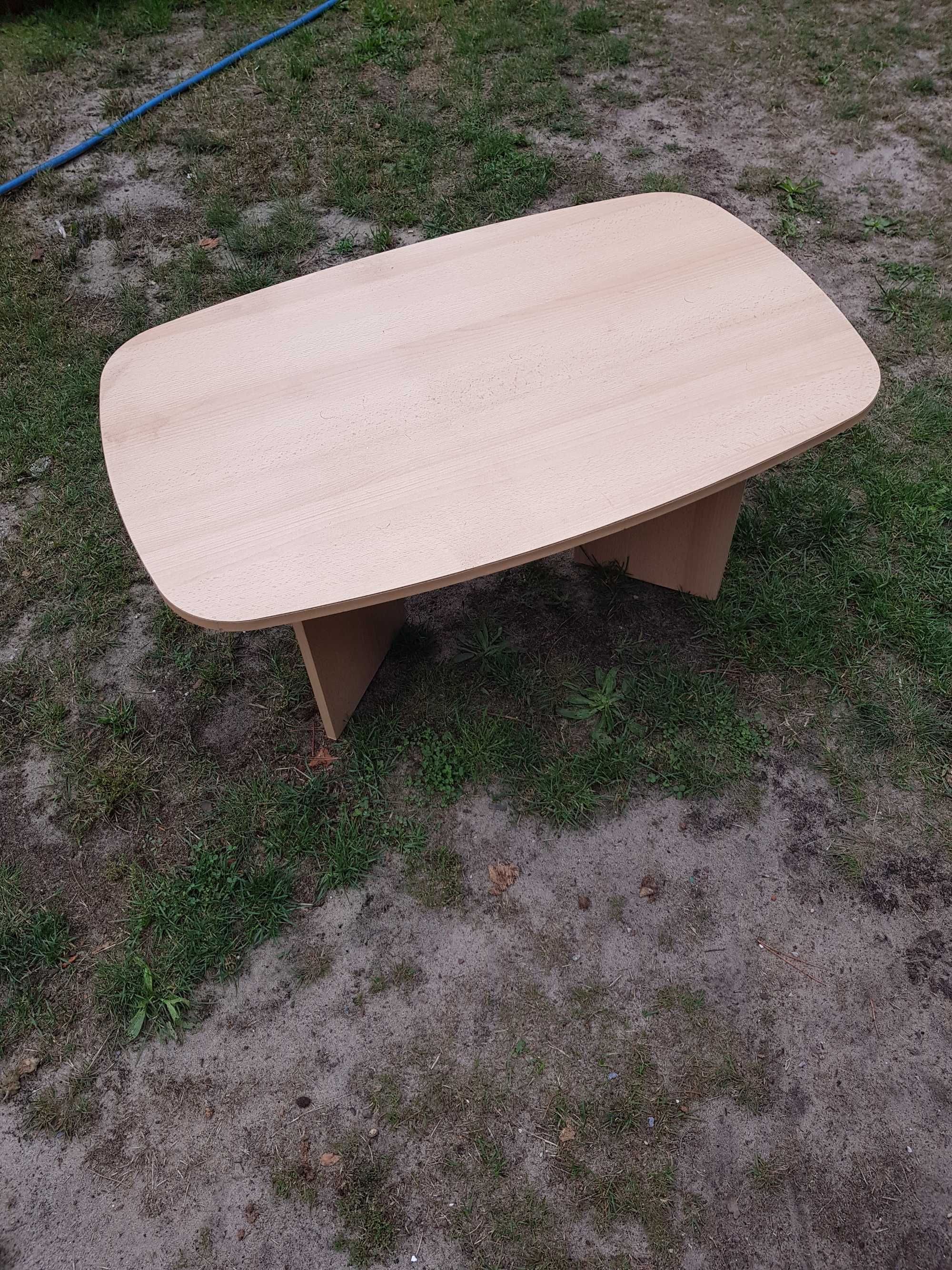 Wersalka i stolik  gmina Lelów