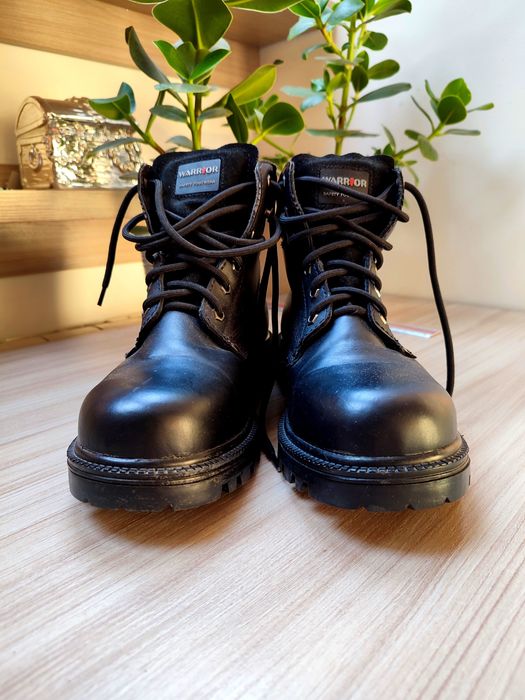 Nowe, skóra, buty wojskowe, harcerskie, trapery, 43, odbiór osobisty.