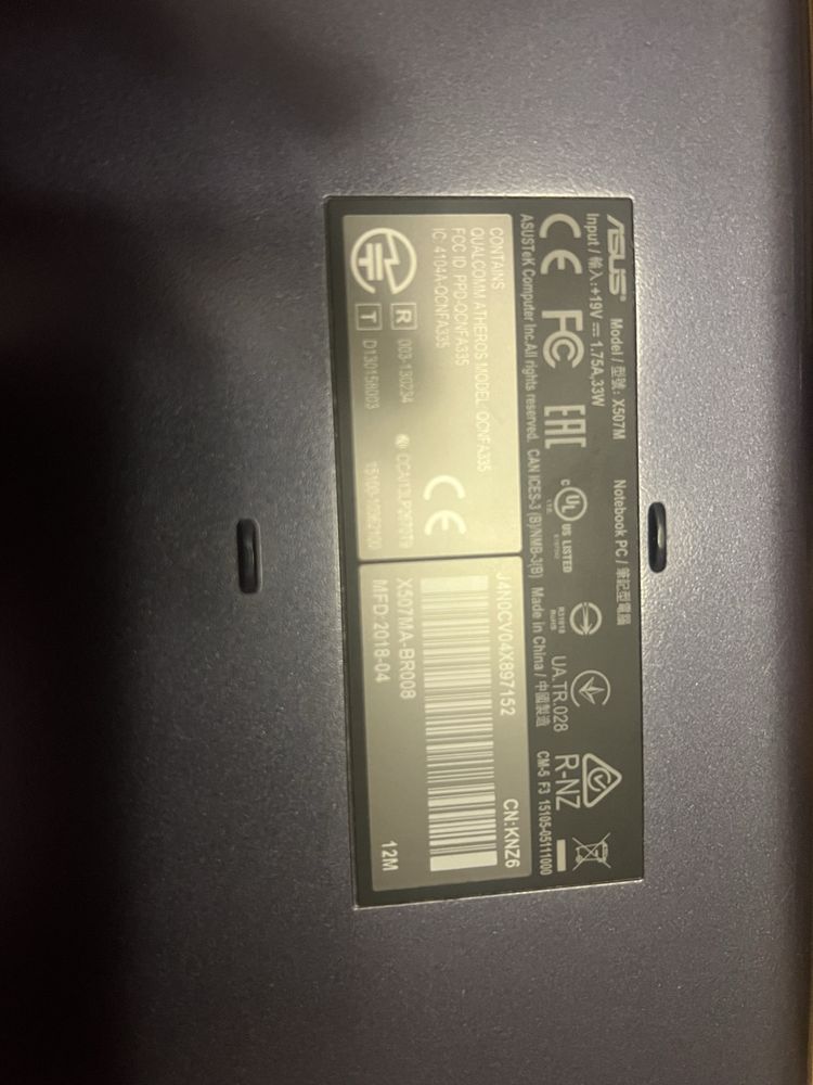 Ноутбук Asus x507m