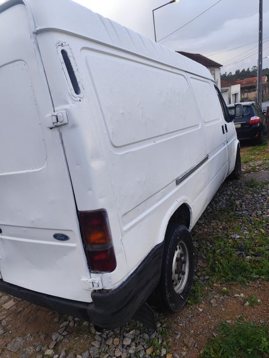 Ford transit teto alto