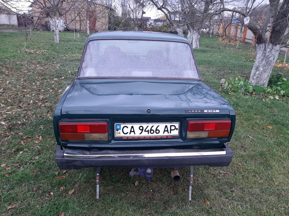 Продам Ваз 2107 бензин