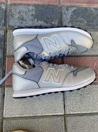 Жіночі кросівки  New Balance