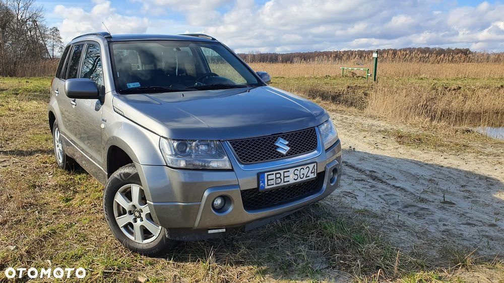 Suzuki Grand Vitara II 2008r. 129 KM + hak