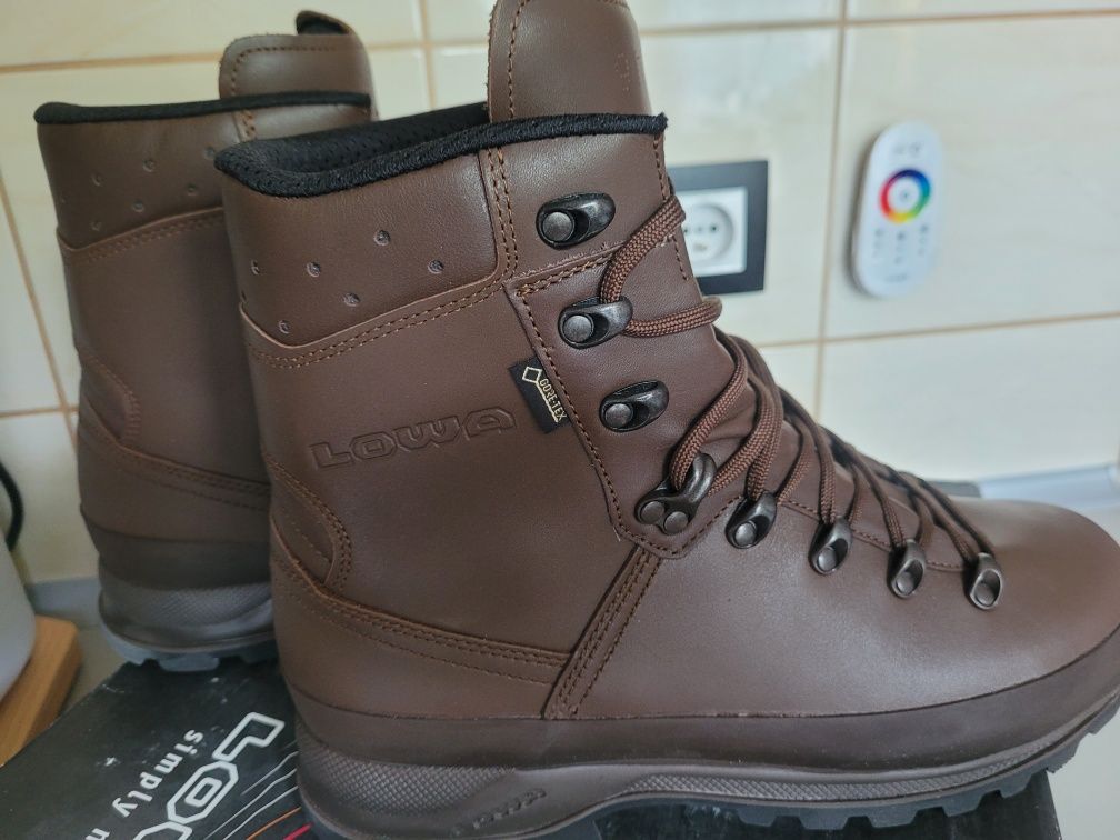 Lowa Mountain Boot Gtx 43½