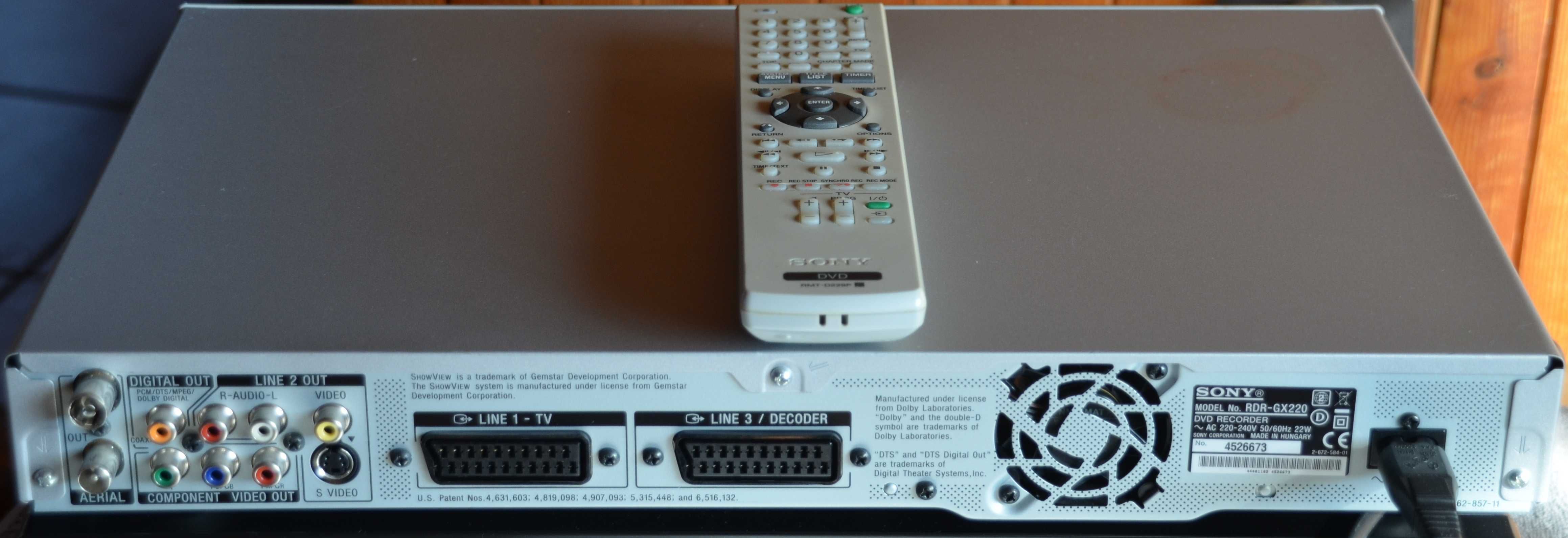 Nagrywarka DVD SONY RDR-GX220  - RW +R  -R  Pilot