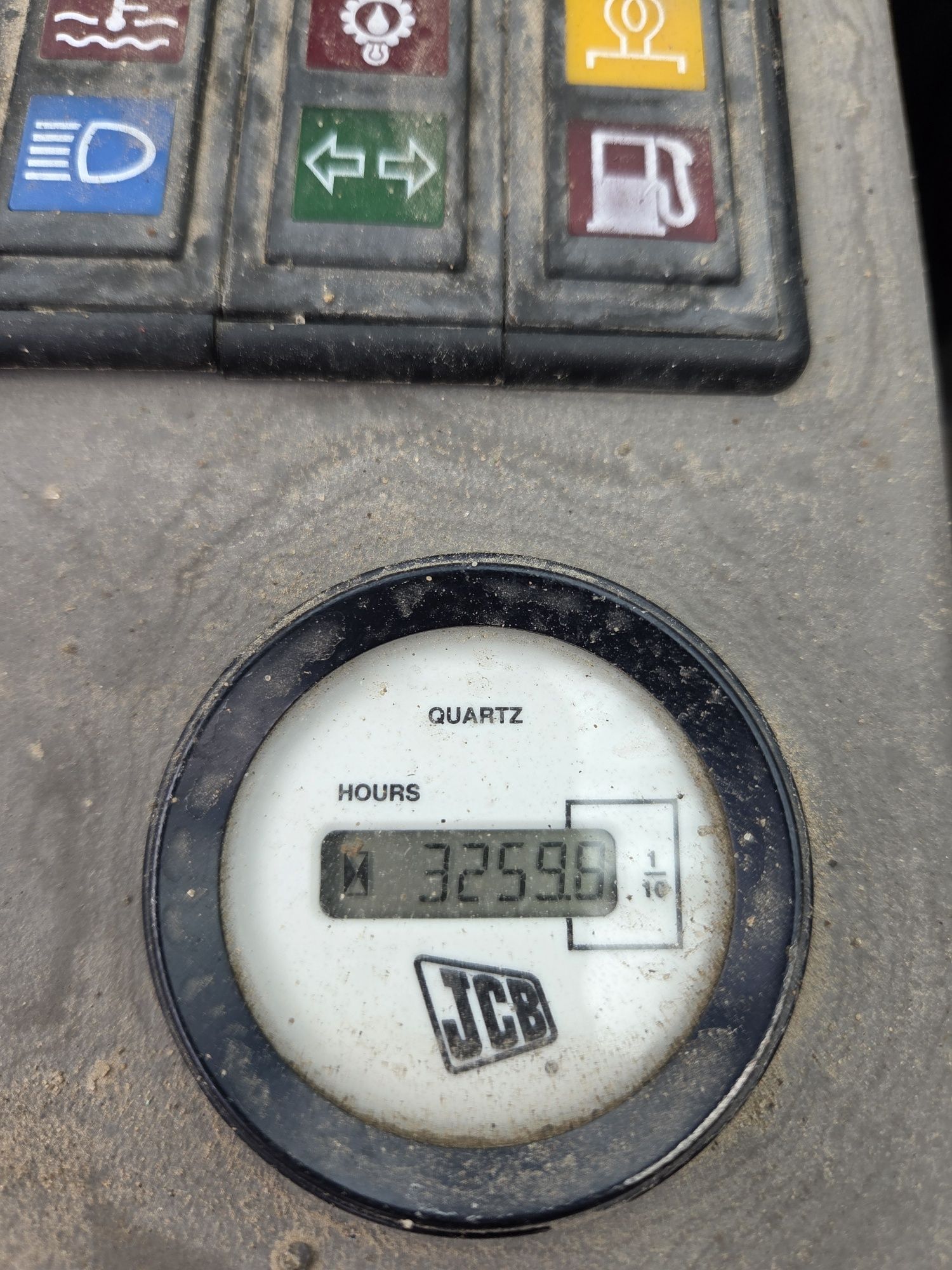 Wozek widłowy triplex 2.6t terenowy 4x4 blokada mostu JCB 926  ideał