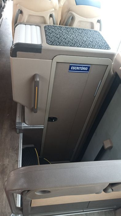 Autocarro usado para venda