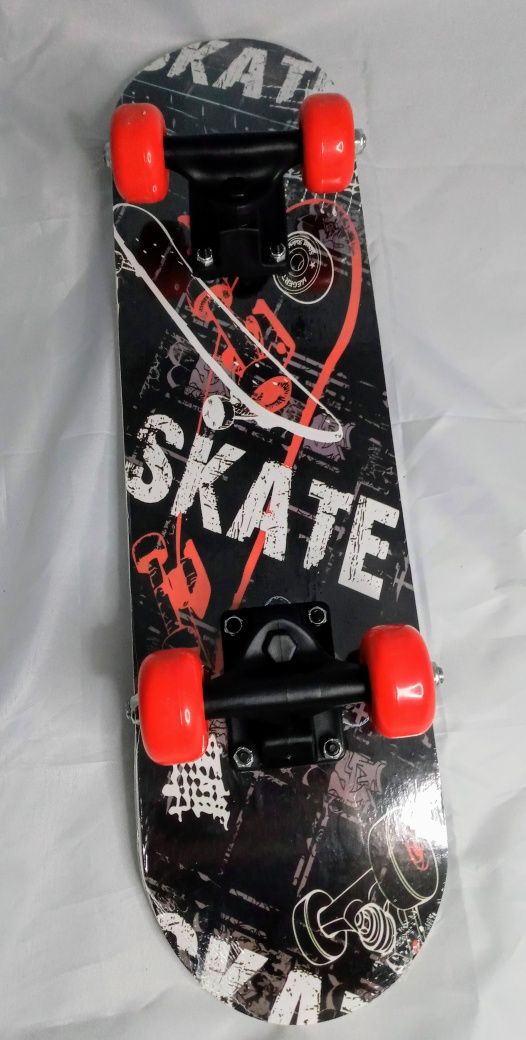 Deskorolka drewniana, fiszka, czarna SKATE 57 cm-NOWA