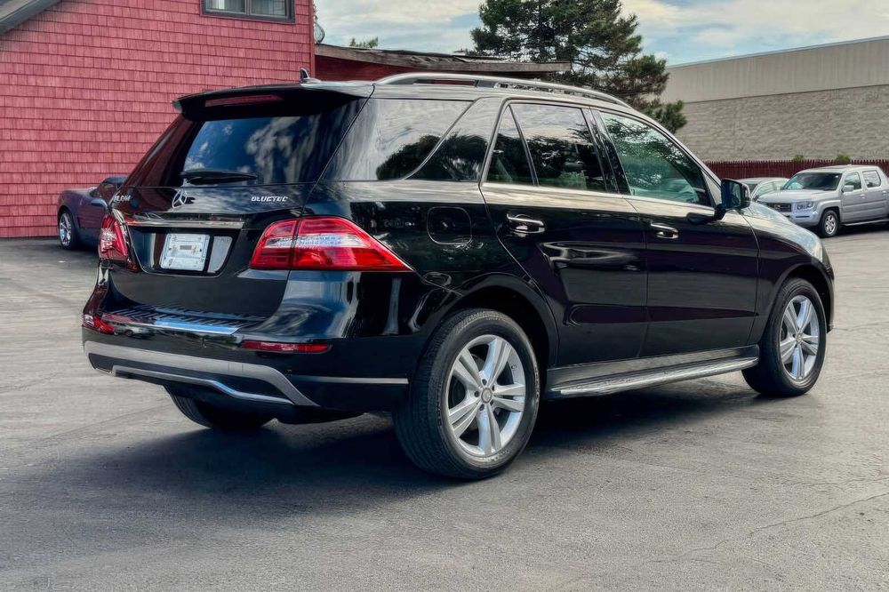 Mercedes-Benz M-Class ML 350 BlueTEC      2013