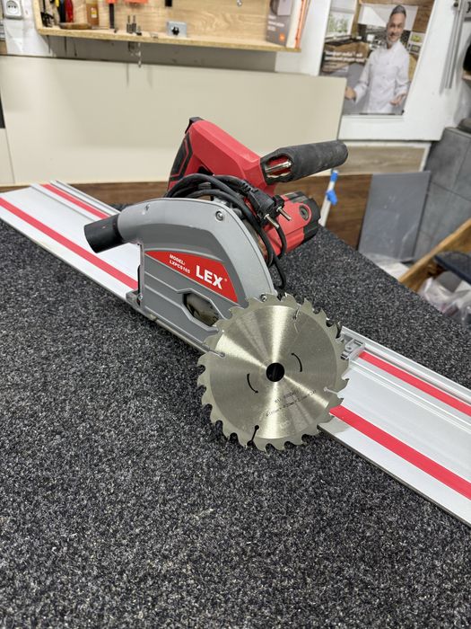 Занурювальна пилка lex