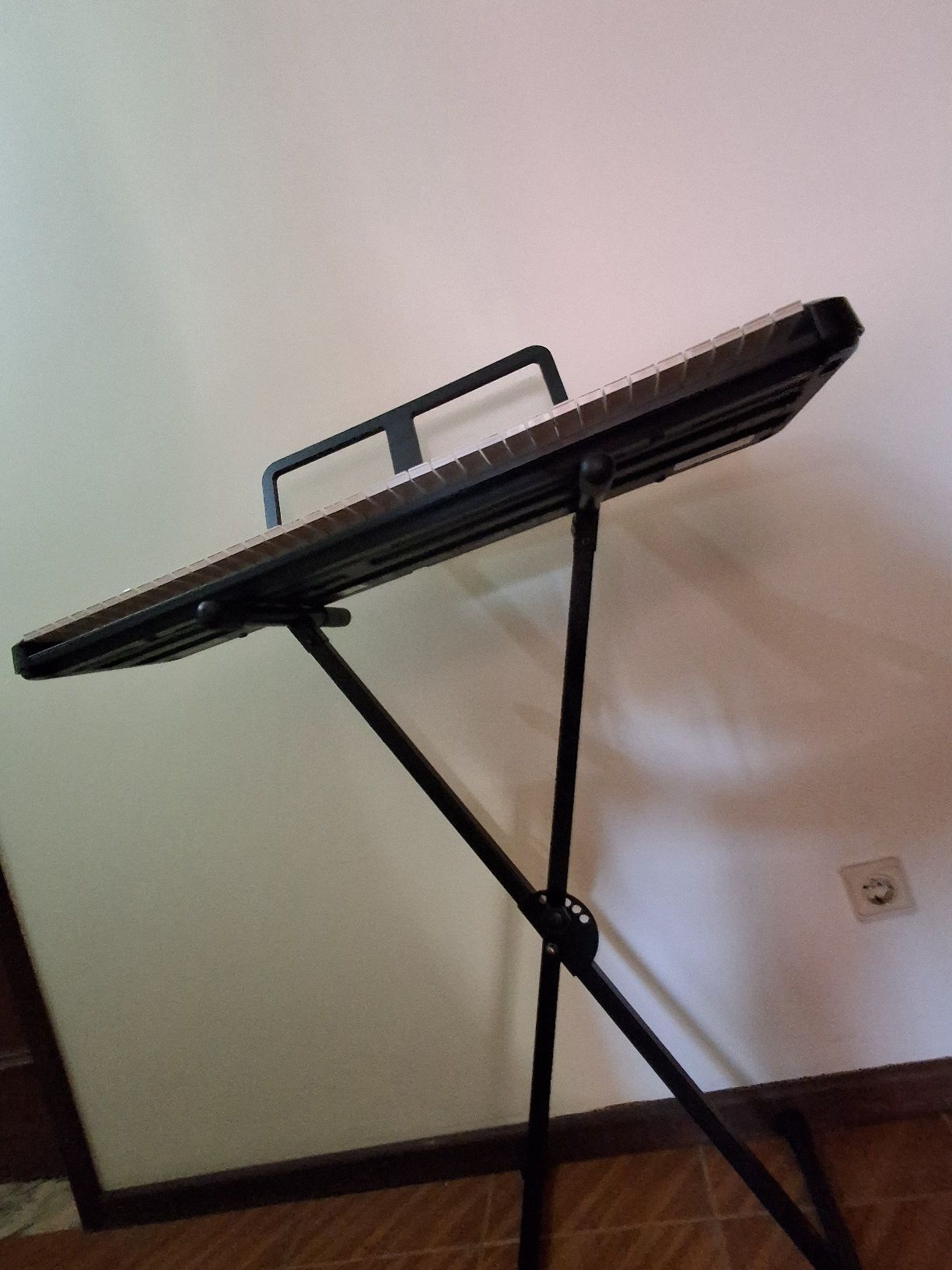 Teclado Yamaha PSR-F52