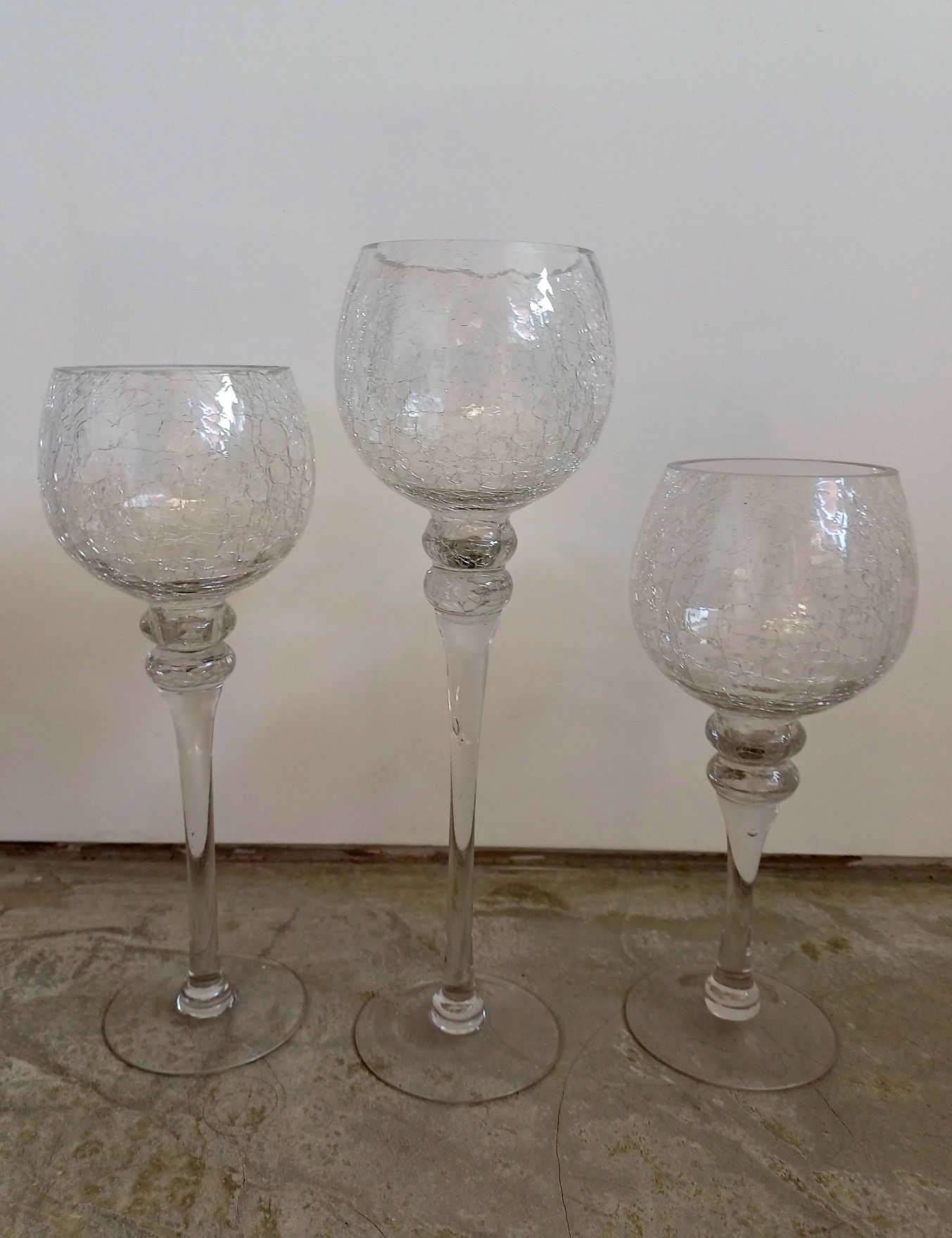 Castiçais com vidro crackle novos, com fatura