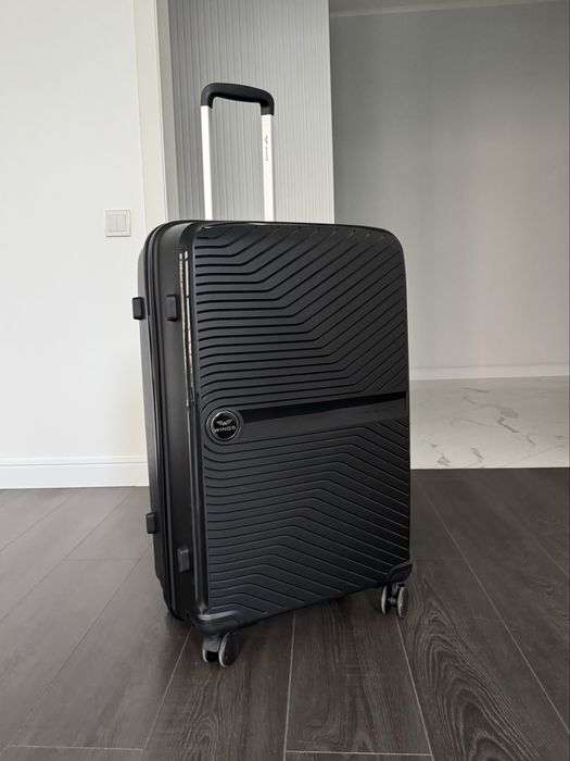 Чорна Велика Валіза - чемодан - Поліпропілен - L - новий