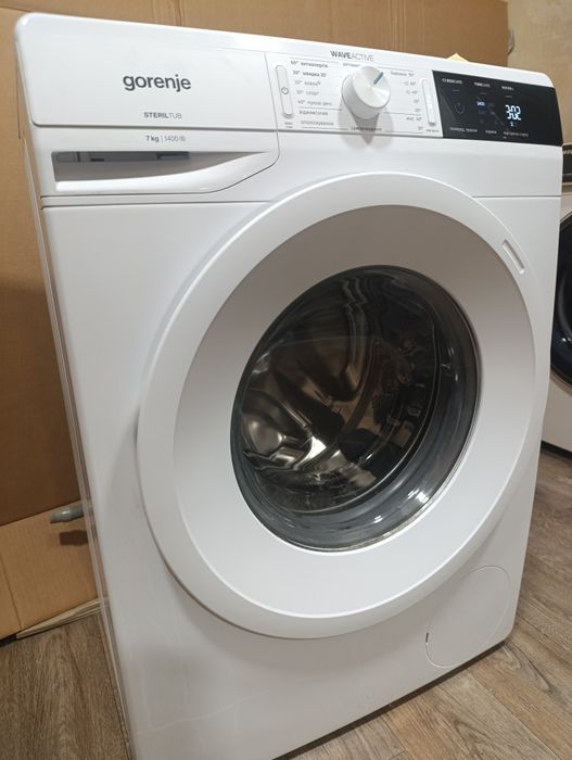 Продам стиральную машинку