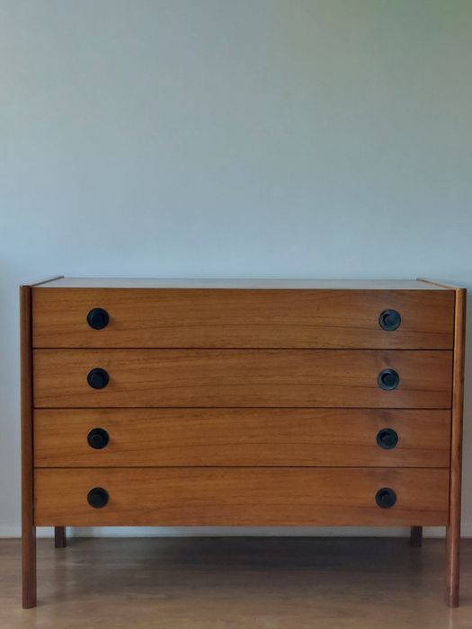 Cómoda Olaio. Design de José Espinho, para Móveis Olaio 1970s