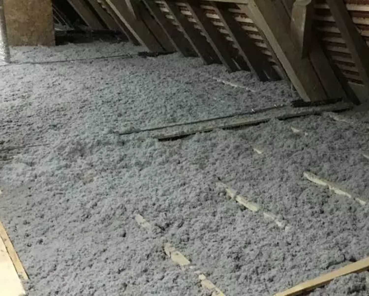 Ocieplanie celulozą, Ocieplanie pianką PUR, naprawa dachów po kunach