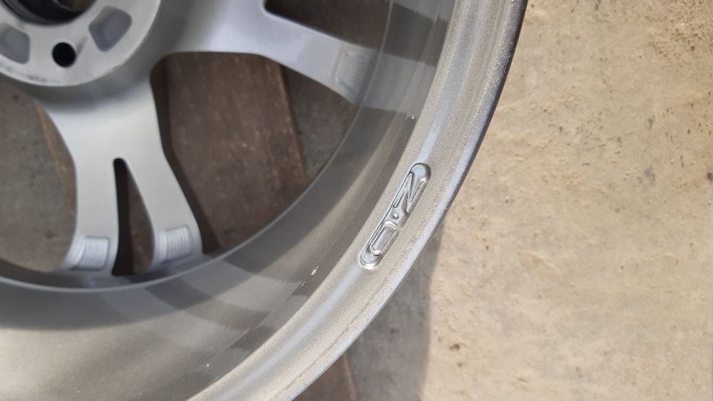 Felgi alufelgi 5x112 audi volkswagen 18 OZ  jak nowe