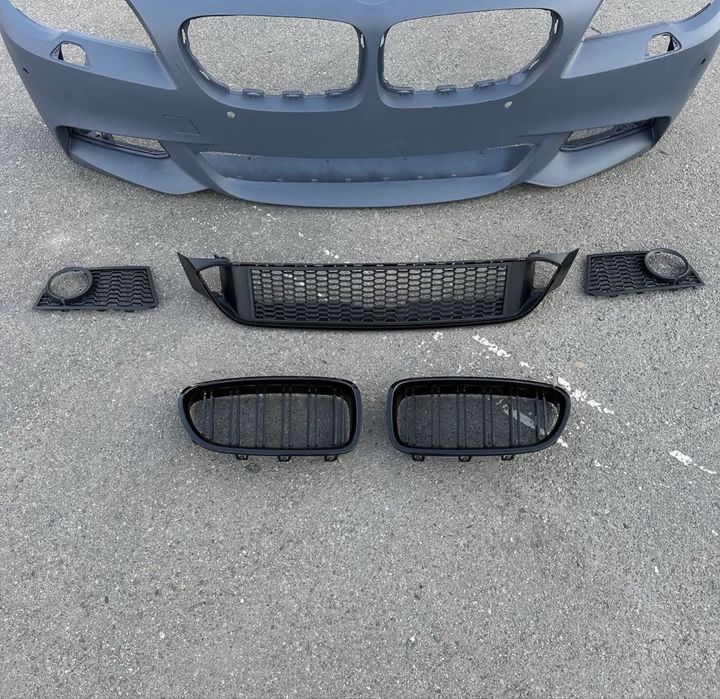 Передній М бампер BMW F10, F11 М пакет