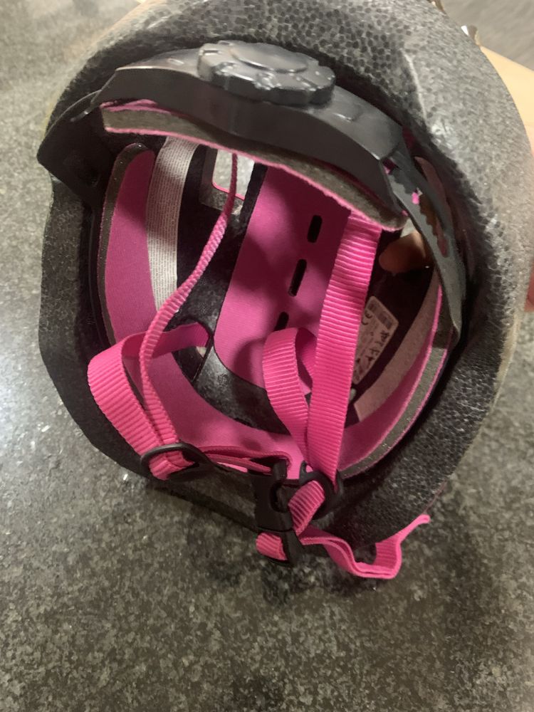 Capacete Menina Rosa btwin 53-56cm