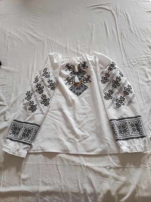Сорочки жіночі вишиванки. Є два розміри 48 і 50