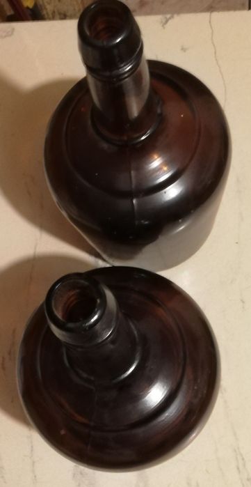 Sprzedam dwie stare butelki