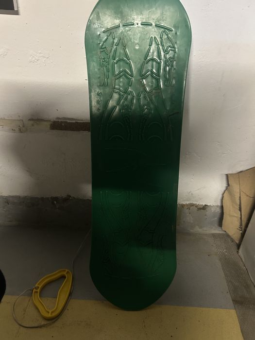 Ślizg sanki snowboard