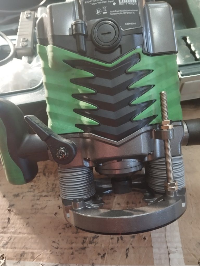 Sprzedam Frezarke hikoki