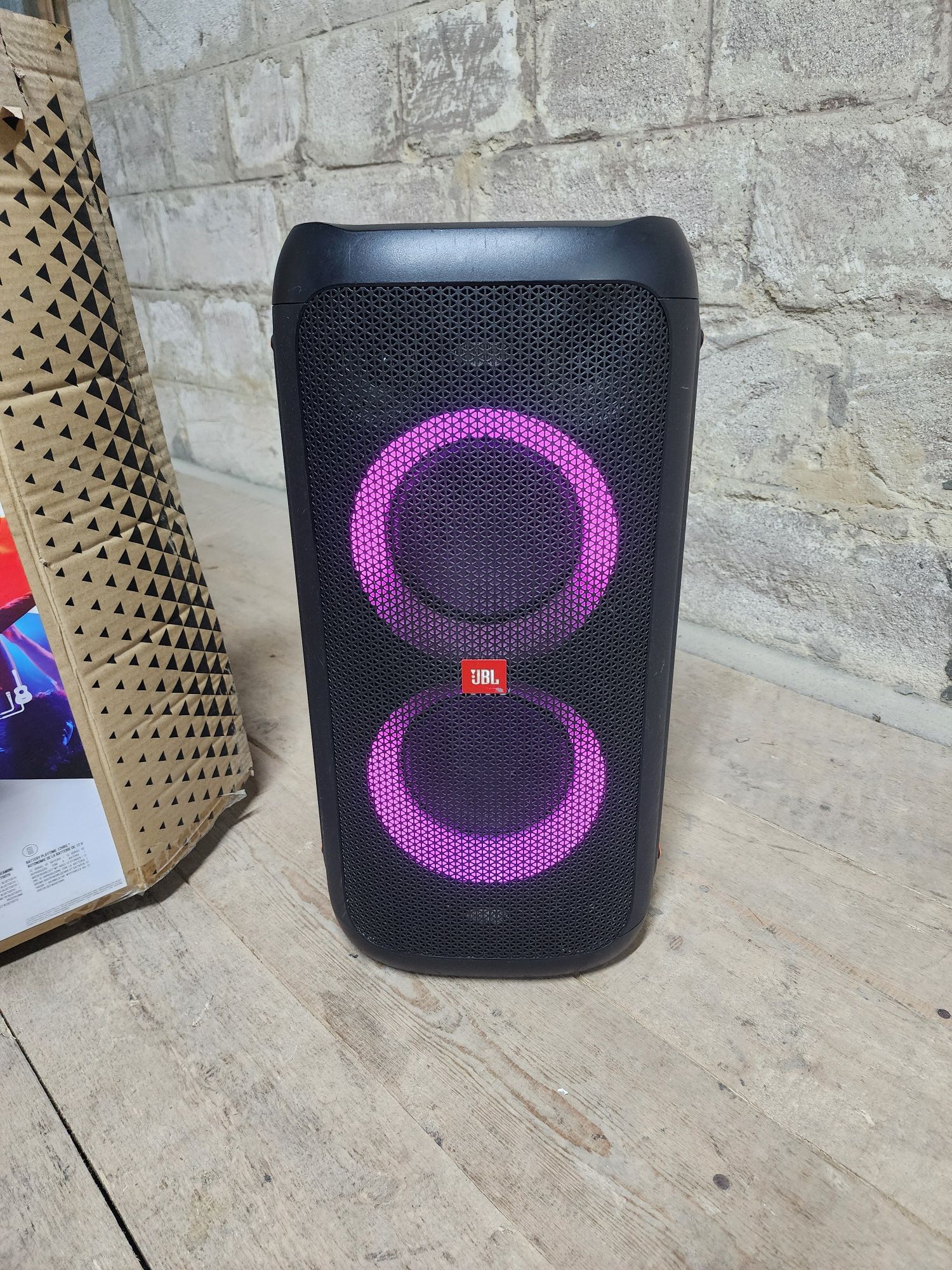 Колонка JBL Partybox 100