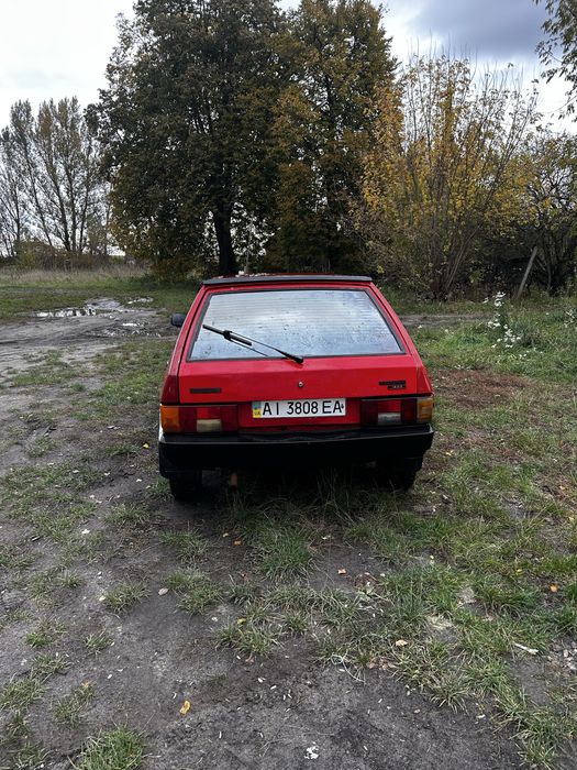 Авто  ВАЗ  21093