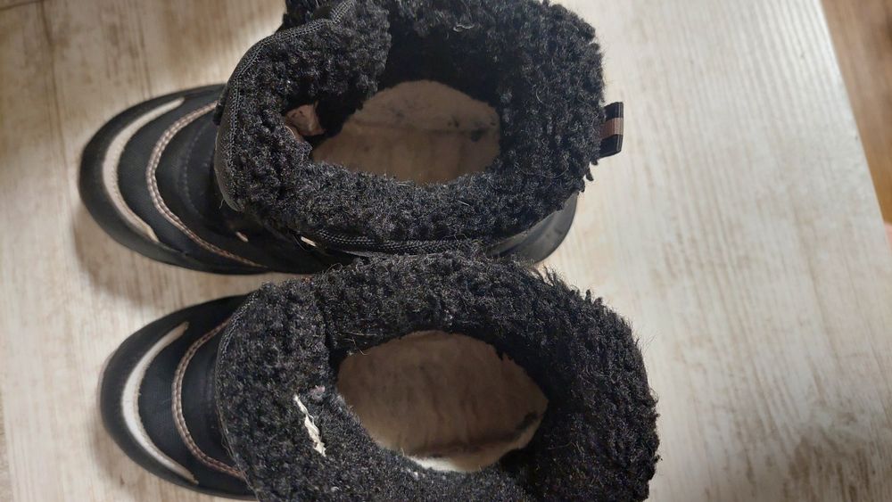 Ботинки зимние термо 31р.на девочку.