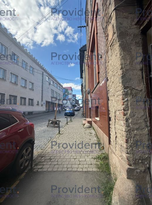 Продаж приміщення у центрі Ужгороду