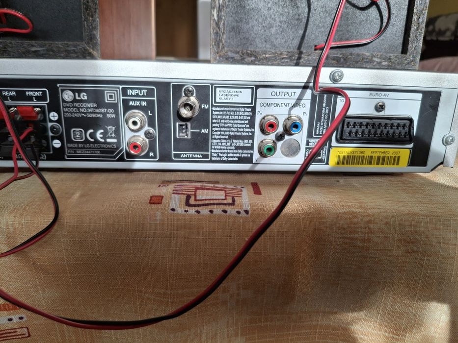 Amplituner LG HT362 i 2 kolumny