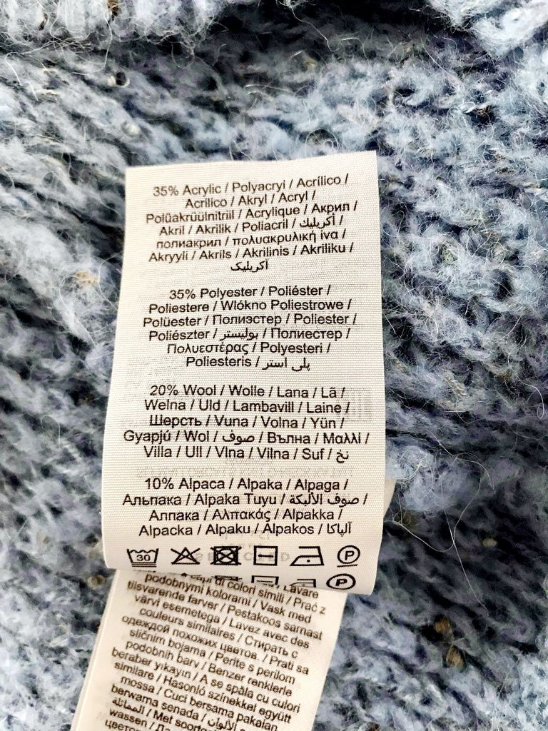 Selected sweter oversize damski XS wełna alpaka
20%wełna
10%alpaka 
ro