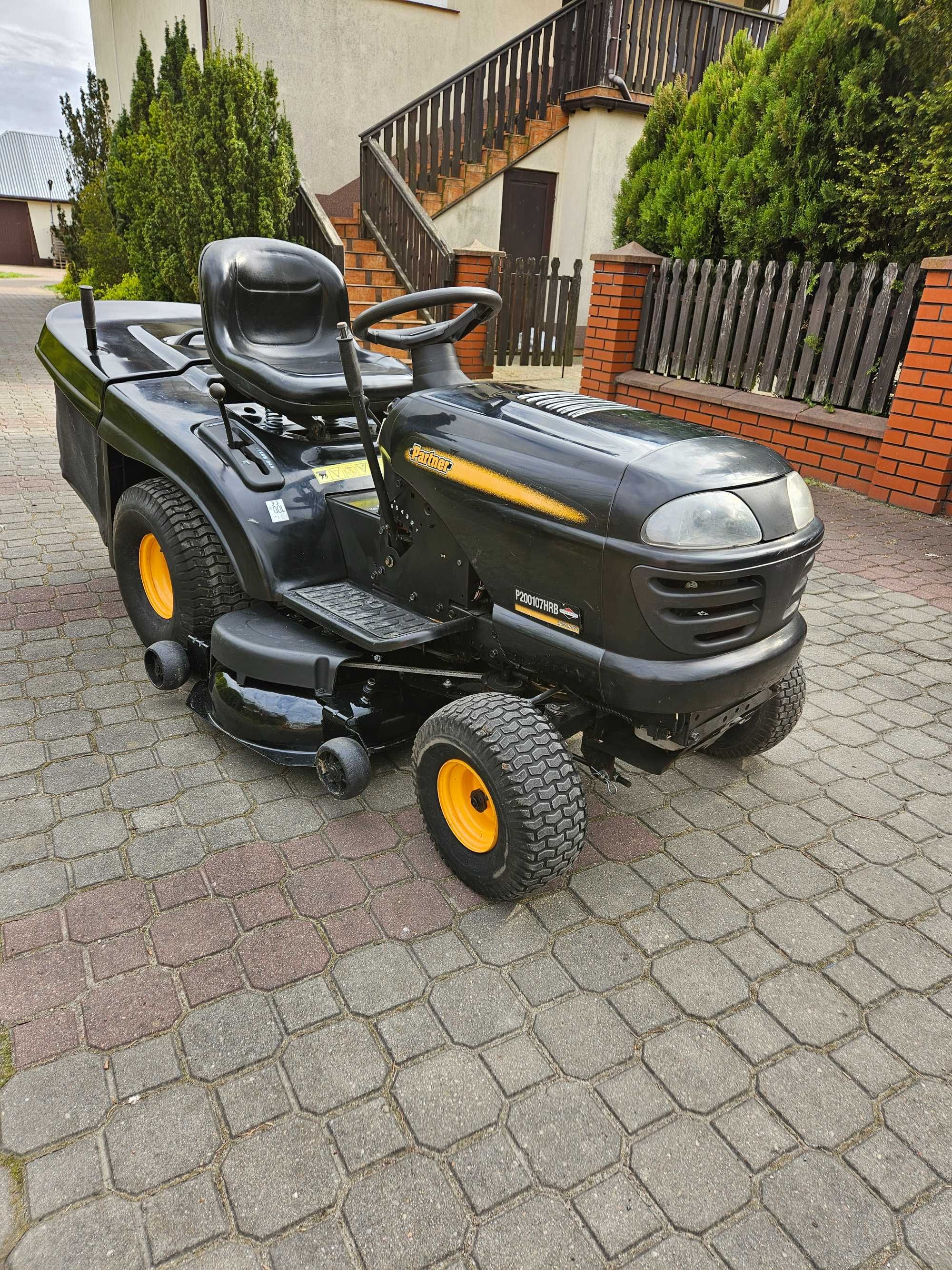 Traktorek Partner P200107HRB