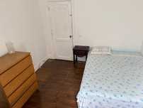 Quarto arrendar em campolide