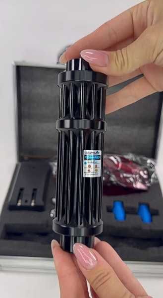 лазерная указка с очками в кейсе луч синий мощный промінь прожигающий