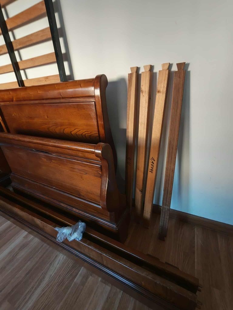 OPORTUNIDADE Cama Completa + Estrado em madeira de Castanho (Valor Ne