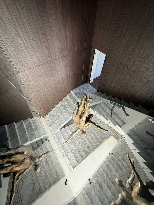 Продаж розкішного  будинку в Брюховичах з завершеним ремонтом