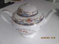 Bule em porcelana de verdadeiro T. Limoges