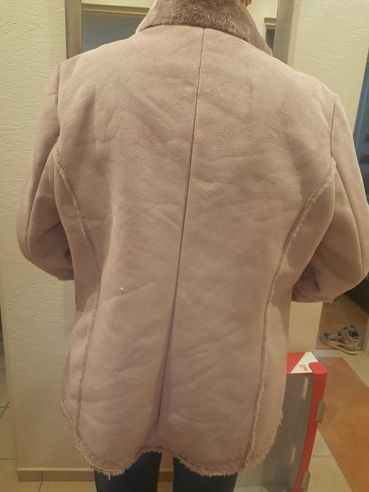 Kożuszek pudrowy róż