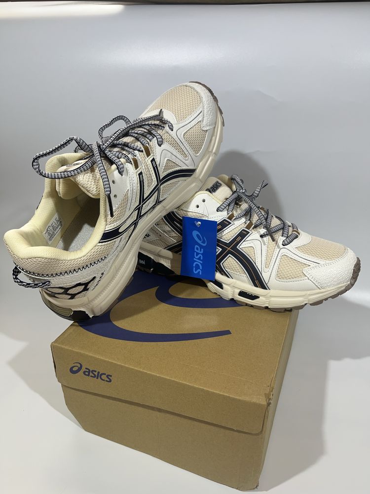 Кросівки Asics