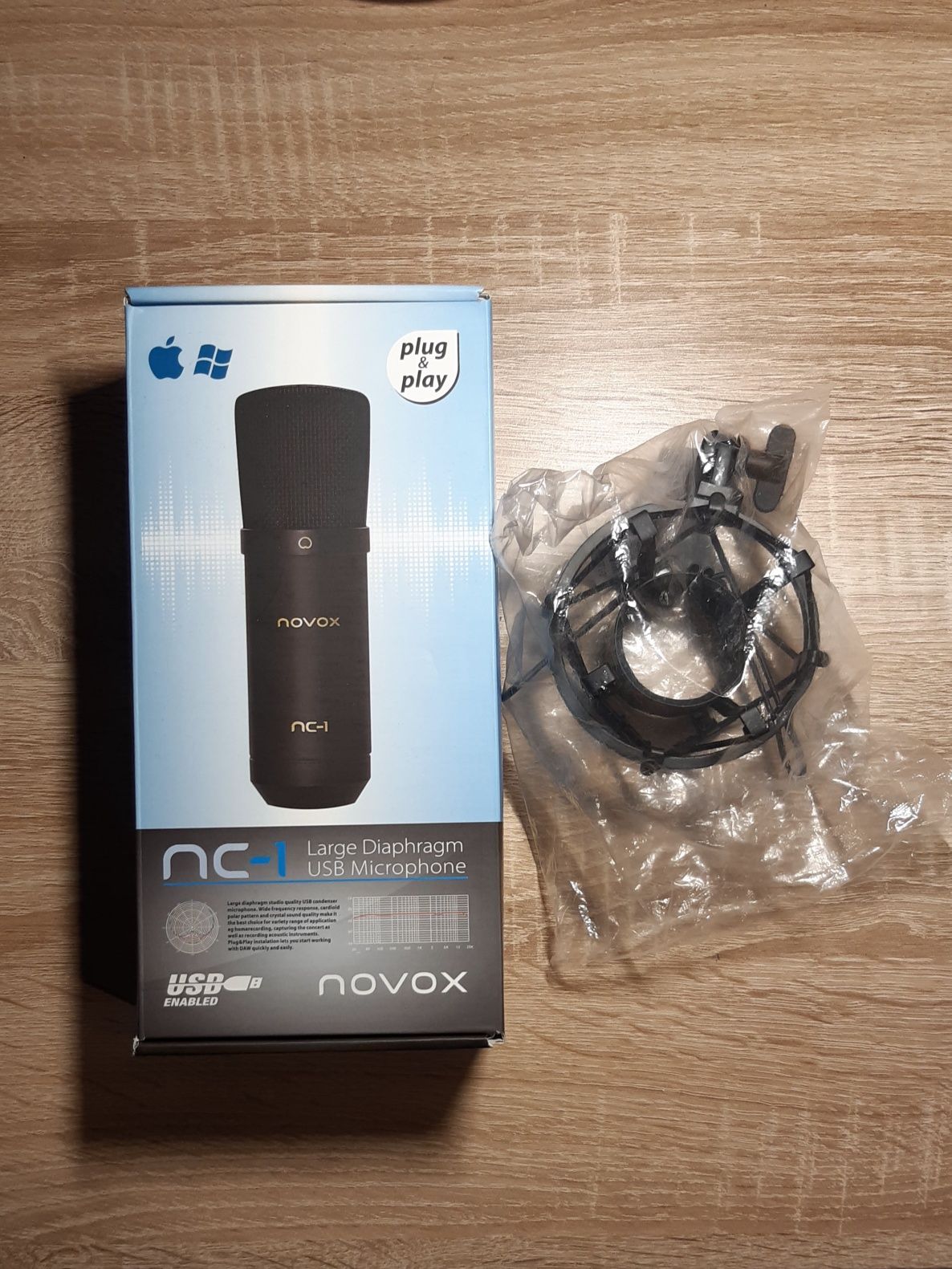 Mikrofon pojemnościowy na usb Novox NC-1 czarny + kosz antywstrząsowy