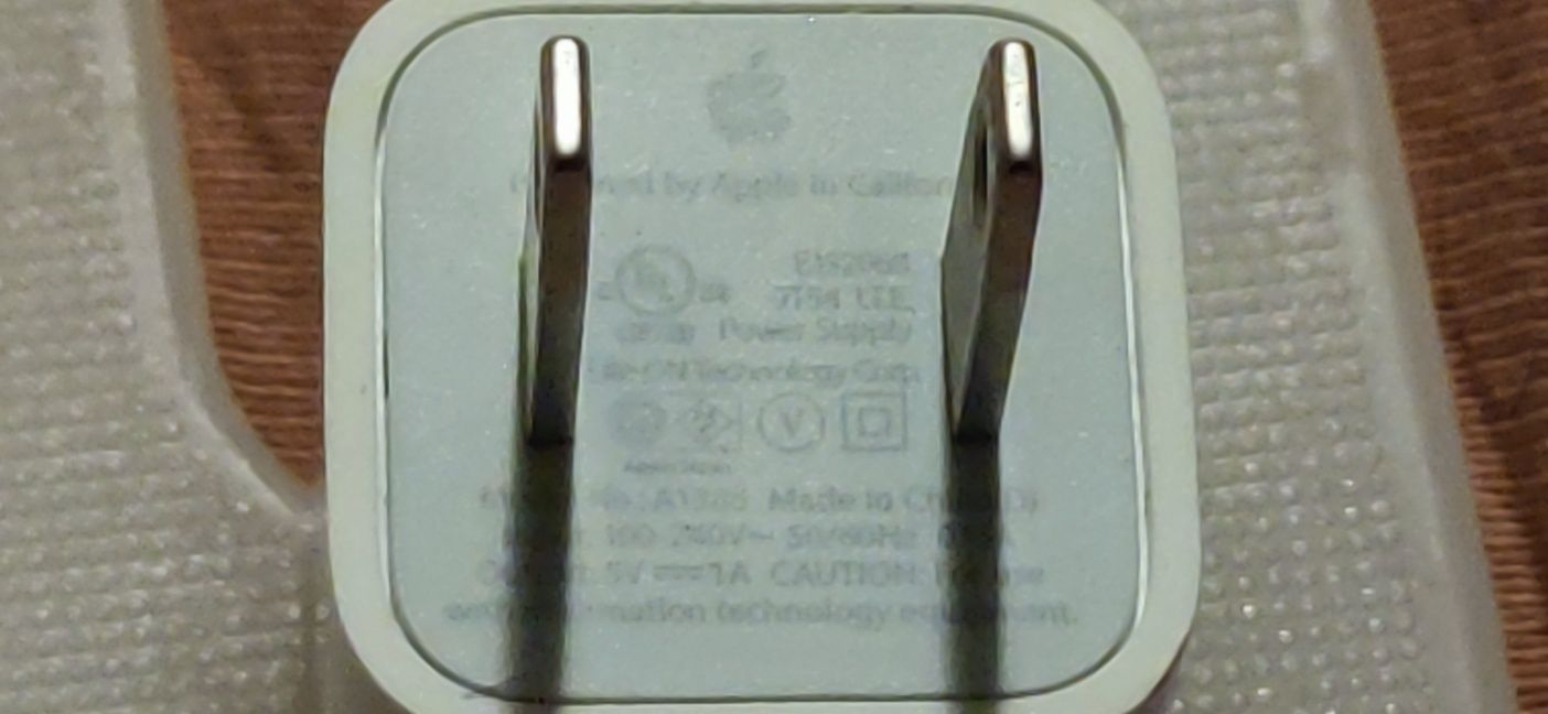 Зарядное устройство Apple 5W