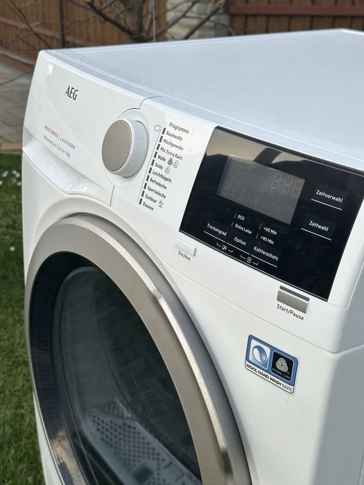 Сушильна машина AEG 8000 Series Lavatherm Absolute з тепловим насосом